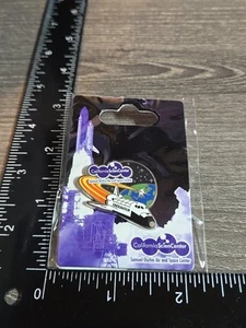 Space Shuttle Endeavour California Science Center Pin Hat Lapel Collectible Tc - Picture 1 of 2