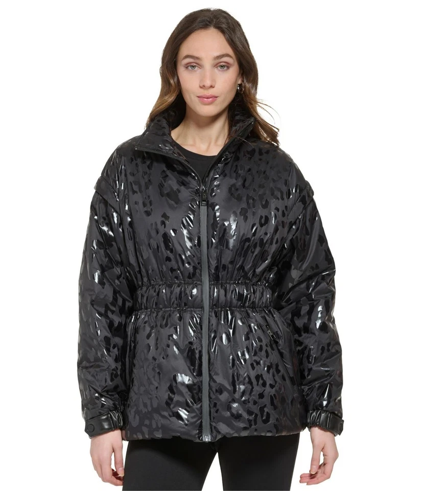 Chaqueta acolchada DKNY para mujer con cuello alto y estampado de animales Foto 1 de 1