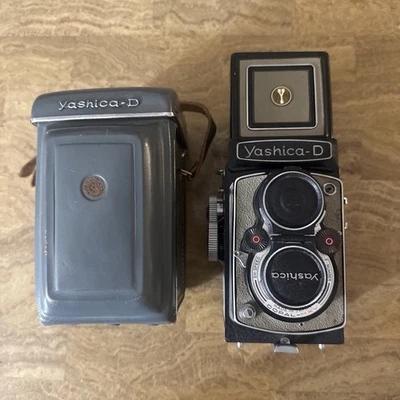 [COMO NUEVA] Cámara fotográfica Yashica-D TLR con estuche, tapa de JAPÓN Foto 1 de 4