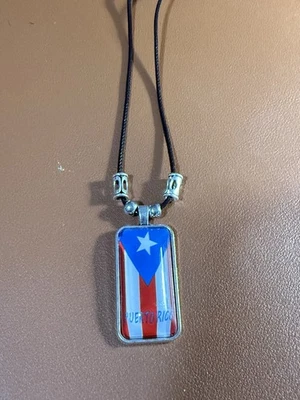 Collares con bandera de Puerto Rico Foto 1 de 4