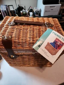 PICNIC TIME "Oxford" Picnic Basket For 4 - Large Wicker Picnic Set - NWT! New! - Picture 1 of 12