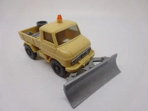Wiking: MB Unimog With Snow Plow (SHUB153) - Picture 1 of 3