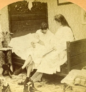 USA Scene de Genre Couple & Newborn Baby Old Kilburn Stereoview Photo 1897 - Foto 1 di 3