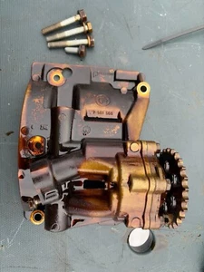 Engine Oil Pump M54 OEM BMW E36 E39 E46 E60 E85 7 501 569 - Picture 1 of 9