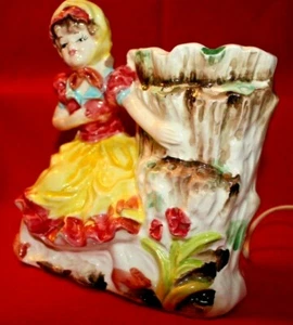 Vintage Mid Century Porcelain Vanity Night Light Girl Sitting Made In Japan - Picture 1 of 11