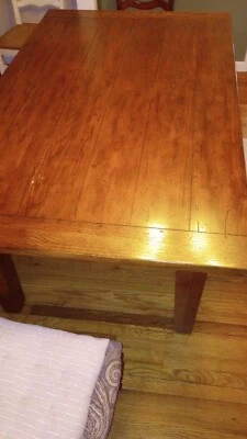 Heavy Solid Broyhill FarmTable w/2 Leafs NO ChairsUsed Very good condition LOCAL - Image 1 of 4
