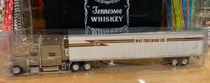 Tonkin TNS 1/87 Peterbilt 389 May Trucking Co. mit 53' Reefer Trailer Neu in OVP lesen - Bild 1 von 6