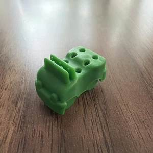 The Game Of Life It’s A Dog’s Life Edition Replacement Green Car Player Mover - Picture 1 of 1