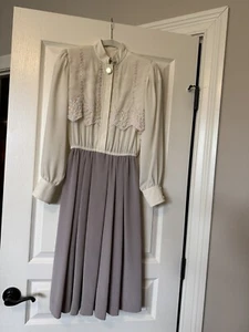 Vintage Leslie Fay Tan Embroidered Front Cinch Waist Midi Dress Size 4 - Picture 1 of 5
