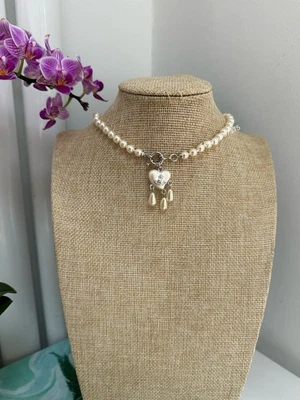 Vivienne Westwood Heart Sheryl faux-pearl and brass choker  Small 38cm Silver - Image 1 of 4