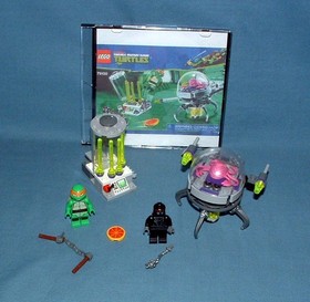 TMNT: KRAANG LAB ESCAPE SET NO. 79100 - LEGO - 2013 - USED