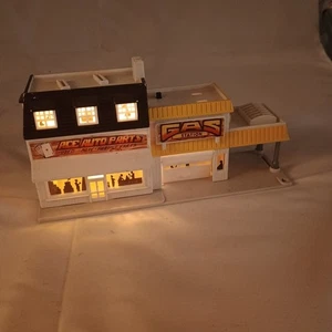 Micro Machines City Scenes Ace Auto Parts Gasolinera 1989 Galoob - Imagen 1 de 8