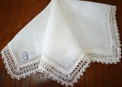 DE COLECCIÓN HANKY HECHO EN IRLANDA AÑOS 20 NUEVO CON ETIQUETA HORQUILLA ENCAJE ¡EL MÁS HERMOSO DE TODOS LOS TIEMPOS! Foto 1 de 4