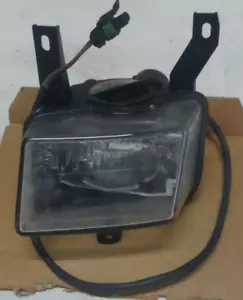 FARO PROIETTORE FENDINEBBIA DESTRO OPEL VECTRA DAL 08/1988 AL 10/1992 - Imagen 1 de 2