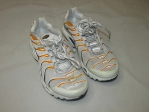 Nike Air Max Plus * Size 5Y * White Kumquat Marina * Youth - Picture 1 of 8