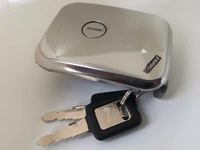 Kawasaki LTD KZ550 KZ1000 KZ1100 KZ250 KZ305 KZ400 KZ650 KZ750 Gas Fuel Tank Cap - Image 1 of 4