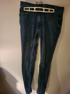 Goodfellow Womens Jeans Size 32 30 Stained On legs  Slim Fit 5 Pocket 39 L 28 In - Picture 1 of 24