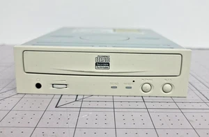 LG CD-R/RW Drive Model CED-8080B Vintage Internal CD Drive - Picture 1 of 6