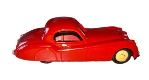 Dinky 157 Jaguar XK120 Coupe model made in England by Meccano Ltd - Picture 1 of 6