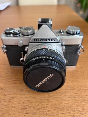 Olympus OM-1 35mm Camera with original case - Image 1 of 4