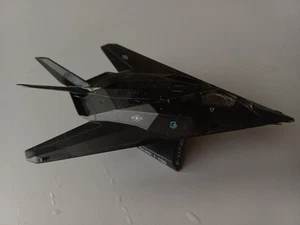 Postage Stamp Model Power Diecast Lockheed F117 Nighthawk USAF Stealth 1:150 - Picture 1 of 4