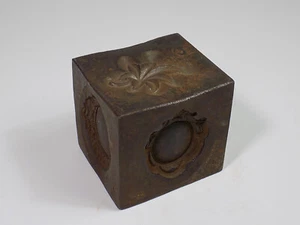 Herramienta de troquelado vintage de joyería Art Nouveau prensa de impresión cubos sello de acero antiguo - Imagen 1 de 10
