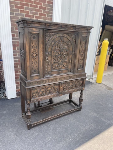 Siginaw Wood Credenza | One-of-a-Kind Piece |made  USA Beautiful Carved Detail Cover