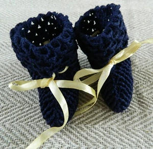 handmade baby boy booties pram shoes size tiny baby BNWOT - Picture 1 of 1