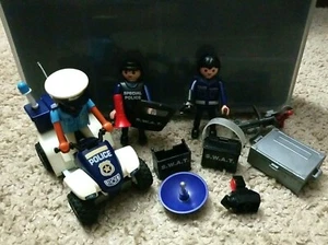 Lot of Playmobil Police Officer Mini Figures, ATV Quad & Storage Carrying Case - Picture 1 of 5