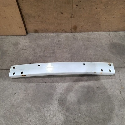 Barra de choque de refuerzo de impacto frontal Camaro SS 10-15 AA7373 Foto 1 de 4