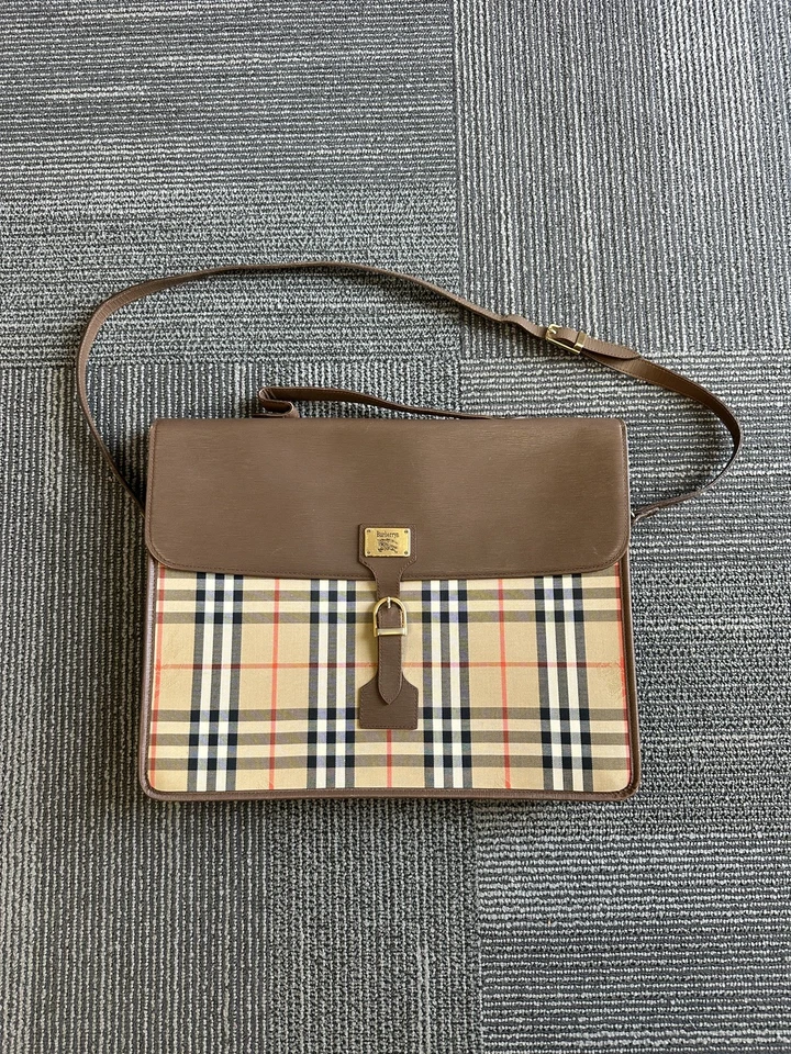 Auténtico bolso de negocios Burberry Nova Check de nailon de cuero marrón bidireccional NS020837 Foto 1 de 4