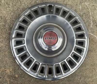 Pontiac Firebird 1968, Tempest 1971-72 Ventura II 14" PMD tapacubos 9714122 - 5002B Foto 1 de 4