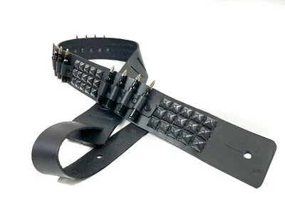 Correa de guitarra de cuero genuino real bala calibre .223 tachonada negra carcasa verde  Foto 1 de 4