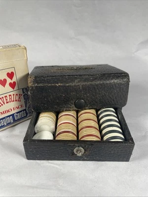 Juego de viaje de póker de colección fichas y cartas de póker años 40 en estuche de cuero decoración de cueva para hombre Foto 1 de 4