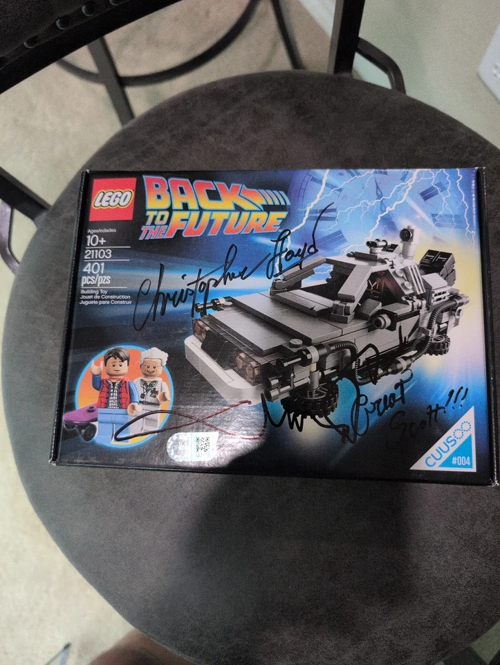 LEGO Cuusoo / Ideas – Back to the Future Time Machine - Signed MJ Fox & Lloyd! - Image 1 of 1