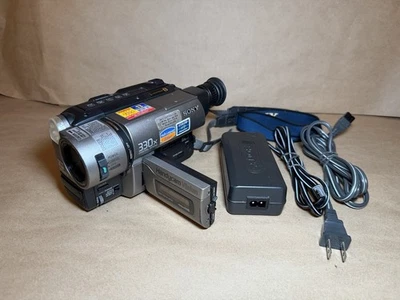 Sony Handycam Vision CCD-TRV36 HI8 8mm Video Camera Camcorder | Tested - Image 1 of 4