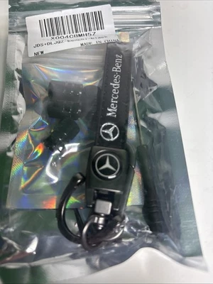 Mercedes-Benz - Llavero de cuero genuino con tapas de neumáticos, destornillador NUEVO Foto 1 de 3