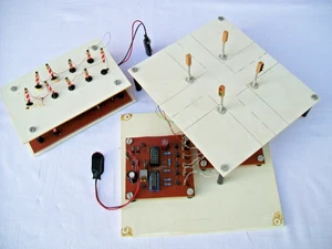 Ampelanlage u. Blinklauflicht aus Abbau einer Modellbahnanlage - Batteriebetrieb - Picture 1 of 7