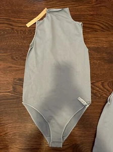 Skims Mock Neck Sleeveless Bodysuit In Arctic XXS/XS - Picture 1 of 6