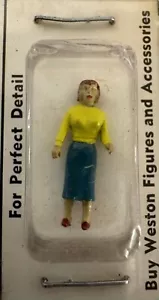 Suéter Campbell Weston Amarillo, Falda Verde, Figura Red Head Girl Escala HO #1230 - Imagen 1 de 3