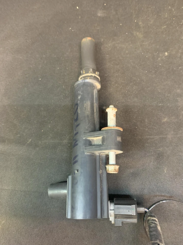 Fits 2009-2011 Dodge Nitro Ignition Coil/Ignitor OEM#:05149199AA - Изображение 1 из 4