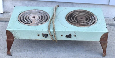 Vintage Green Porcelain 2 Burner Hot Plate Portable Electric Stove Top - Image 1 of 4