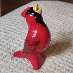 VINTAGE CARDINAL PIEBIRD w YELLOW BEEK MAKER 4" TALL  - Picture 1 of 8