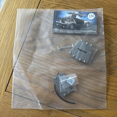 EAGLEMOSS  BUILD THE BACK TO THE FUTURE DELOREAN ISSUE 124 PART ONLY - Image 1 of 2