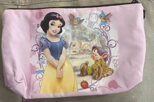 Disney Snow White Small Pouch Phone Travel Wallet Small Cosmetics Case New Cool - Picture 1 of 1