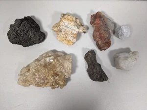 Konvolut (7) Gesteine Steine Mineralien Meteorit - Bild 1 von 3