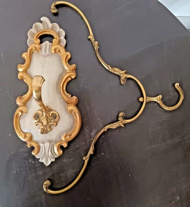 Perchero de pared vintage estilo barroco • madera y metal • gancho + percha - Imagen 1 de 6