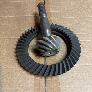 Genuine Dana Spicer Dana 44 4.10 Ring And Pinion Standard Cut Rotation OEM - Picture 1 of 8