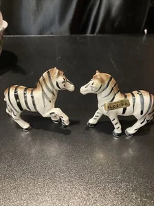 florida souvenir Porcelain Zebra Salt And Pepper Shakers - Picture 1 of 16