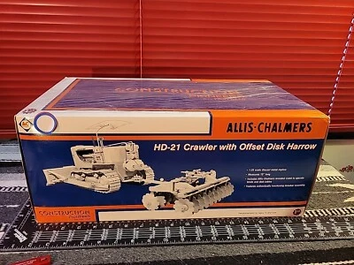 Allis Chalmers HD-21 w/ Offset Disk Harrow  1/25 Diecast Dozer by First Gear - Image 1 of 4
